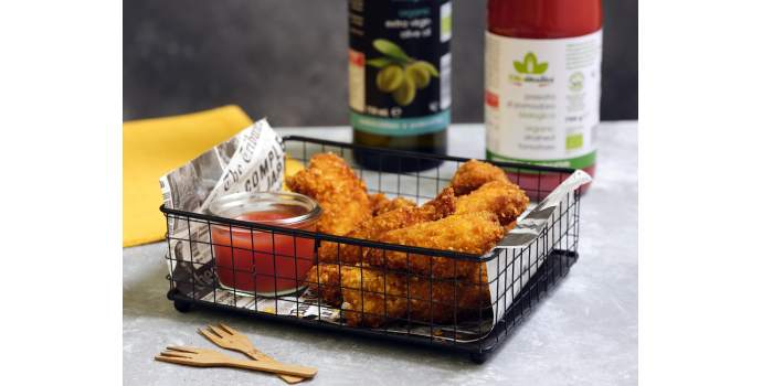 Bocconcini di pollo fritto e salsa ketchup Bocconcini di pollo fritto e salsa ketchup